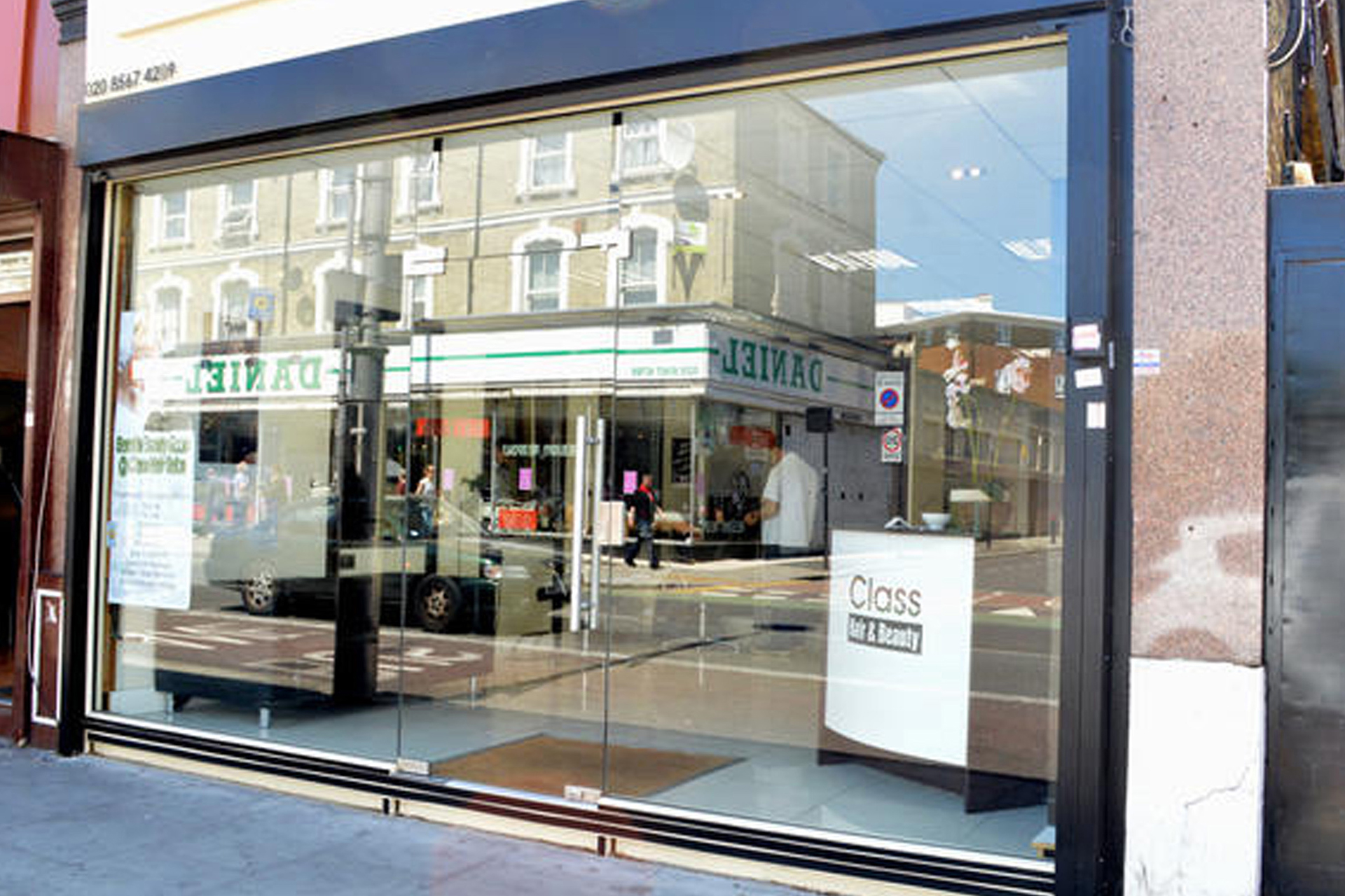 TOUGHENED GLASS SHOPFRONTS